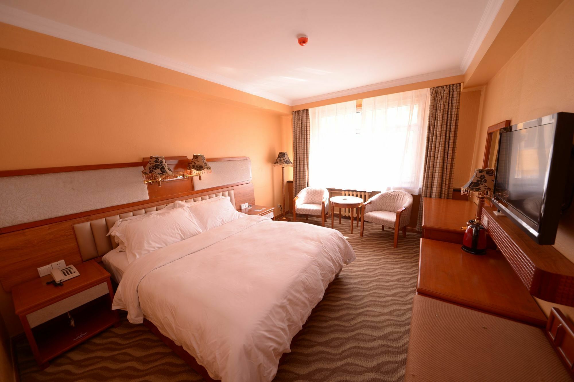 Harbin Bremen Train Station Hotel Exterior photo